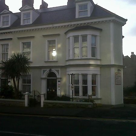 Christleton House Hotel Ландъндо Екстериор снимка