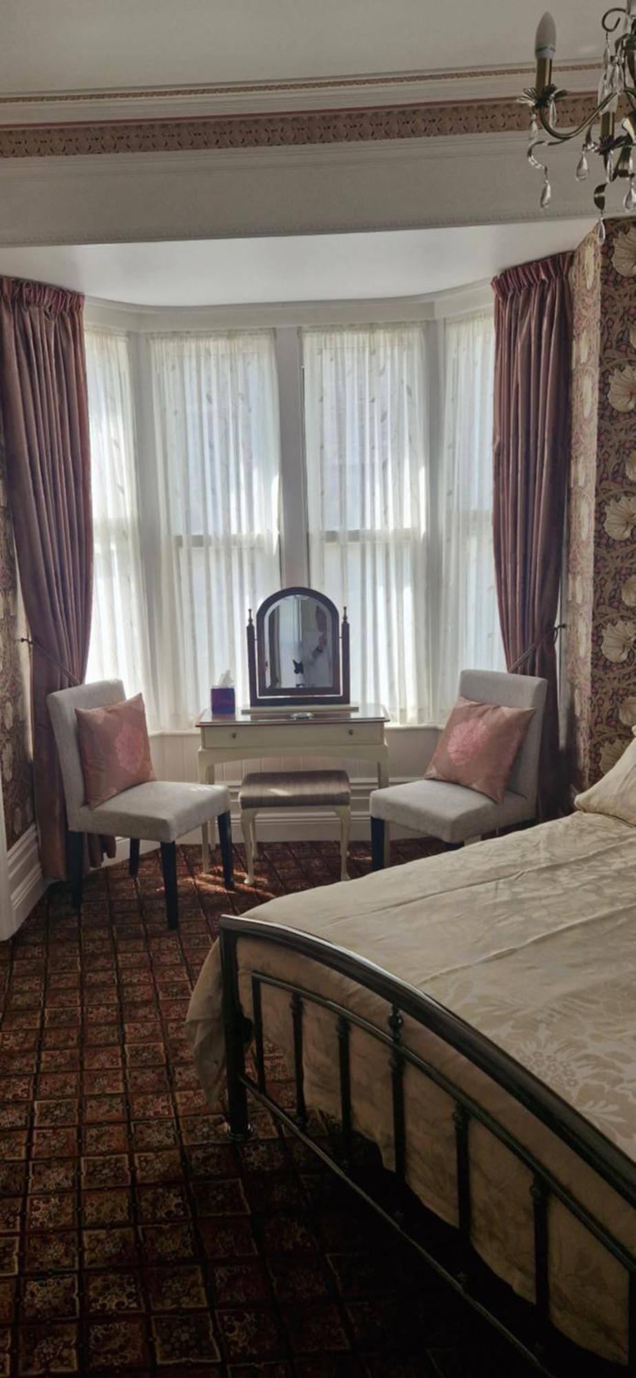Christleton House Hotel Ландъндо Екстериор снимка