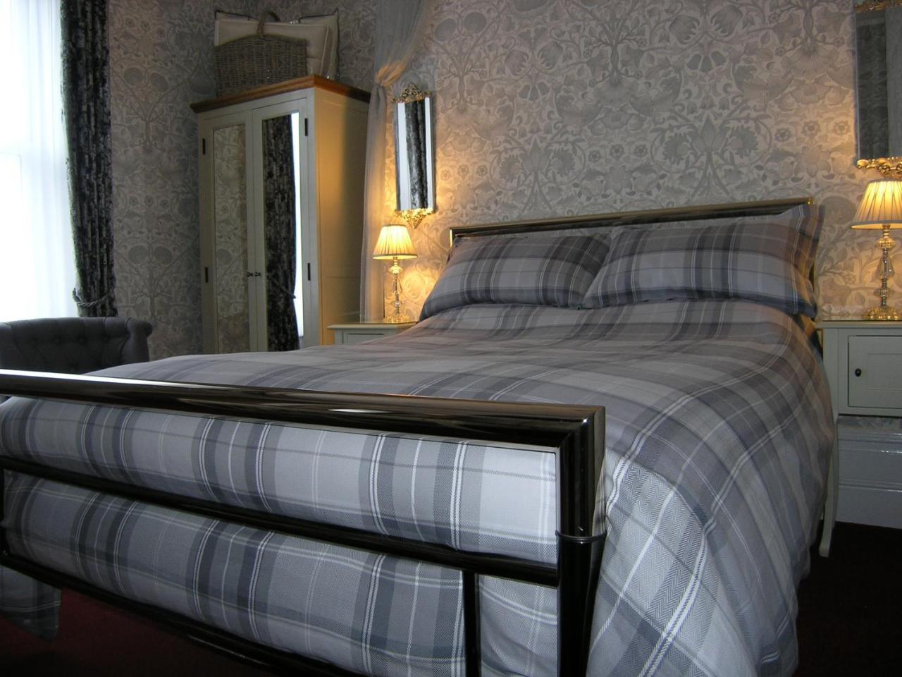 Christleton House Hotel Ландъндо Екстериор снимка