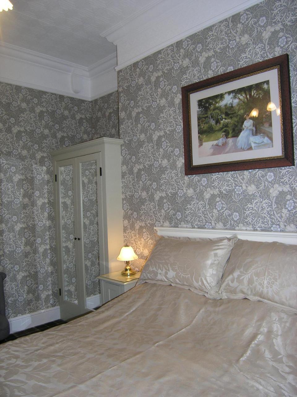 Christleton House Hotel Ландъндо Екстериор снимка